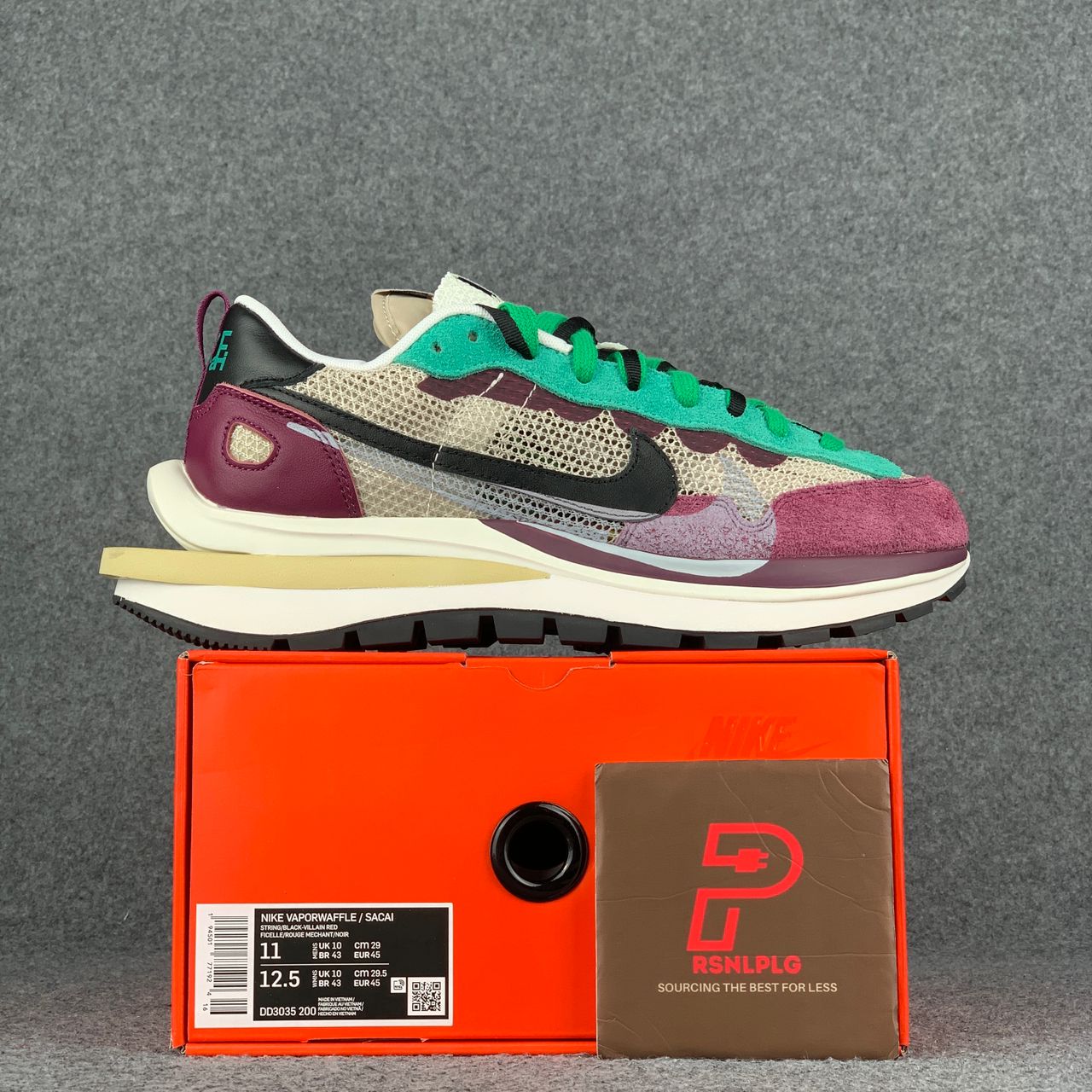 sacai vaporwaffle string villain red