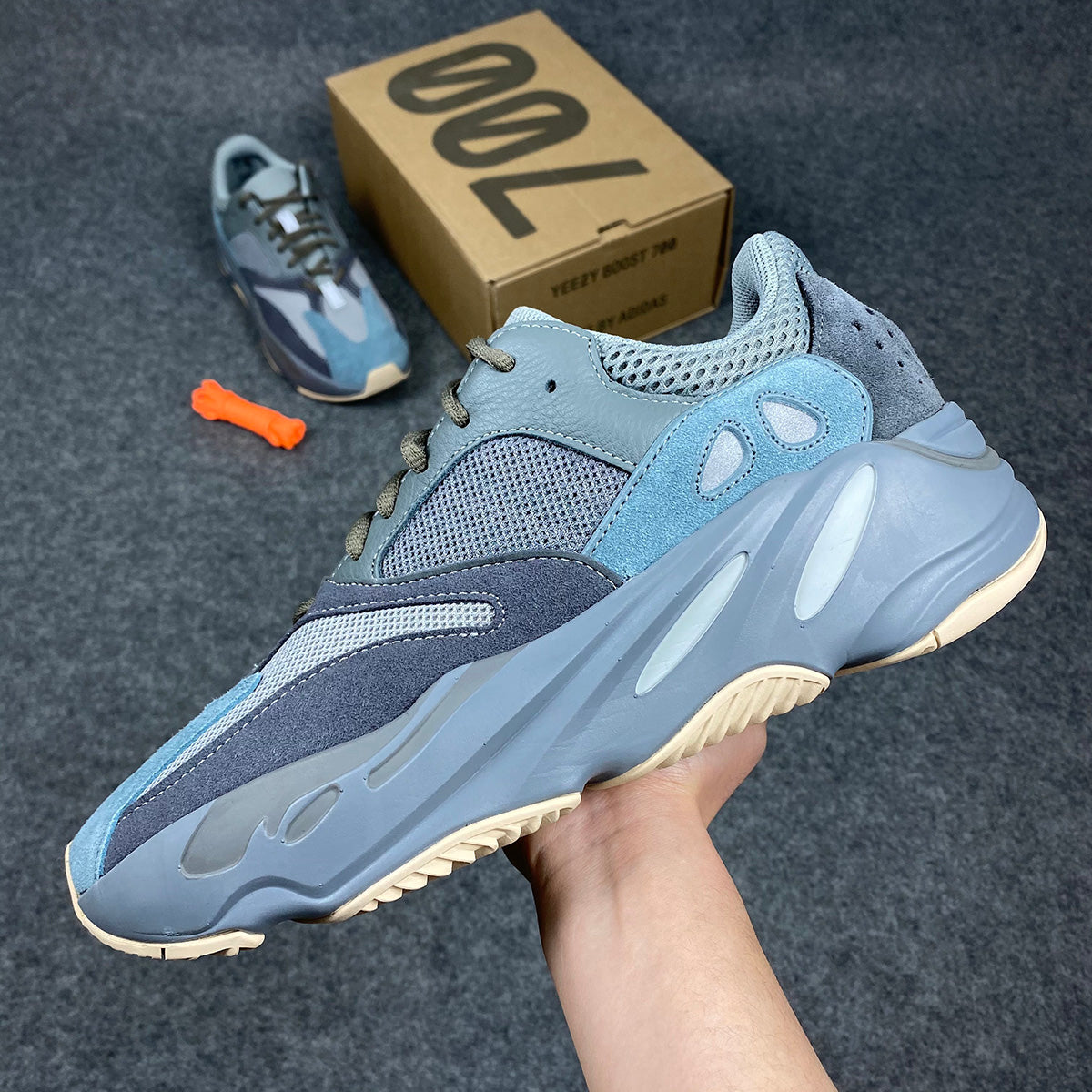 yeezy 700 boost teal blue