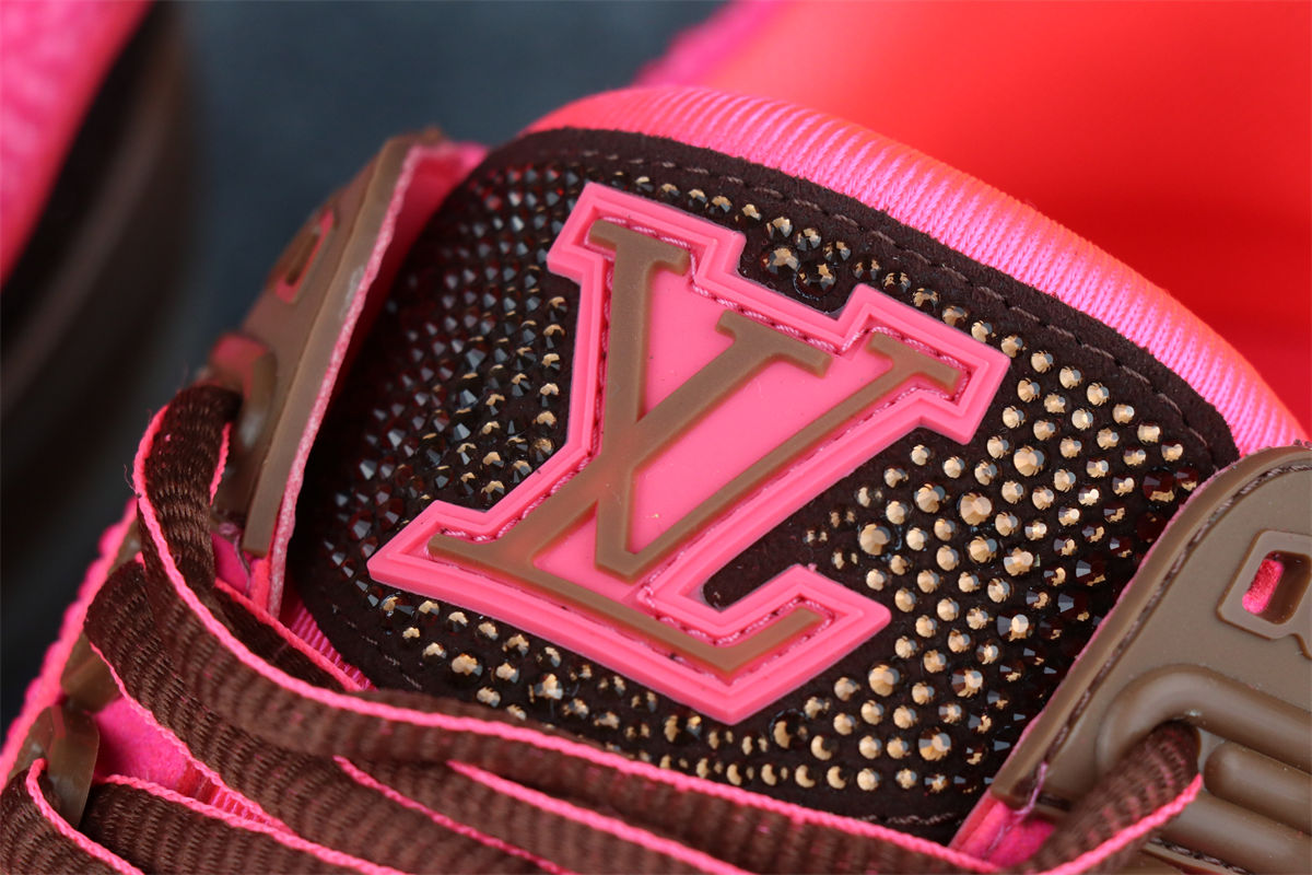 LVT Trainer 'Crystal Pink Brown' (Rare Edition)