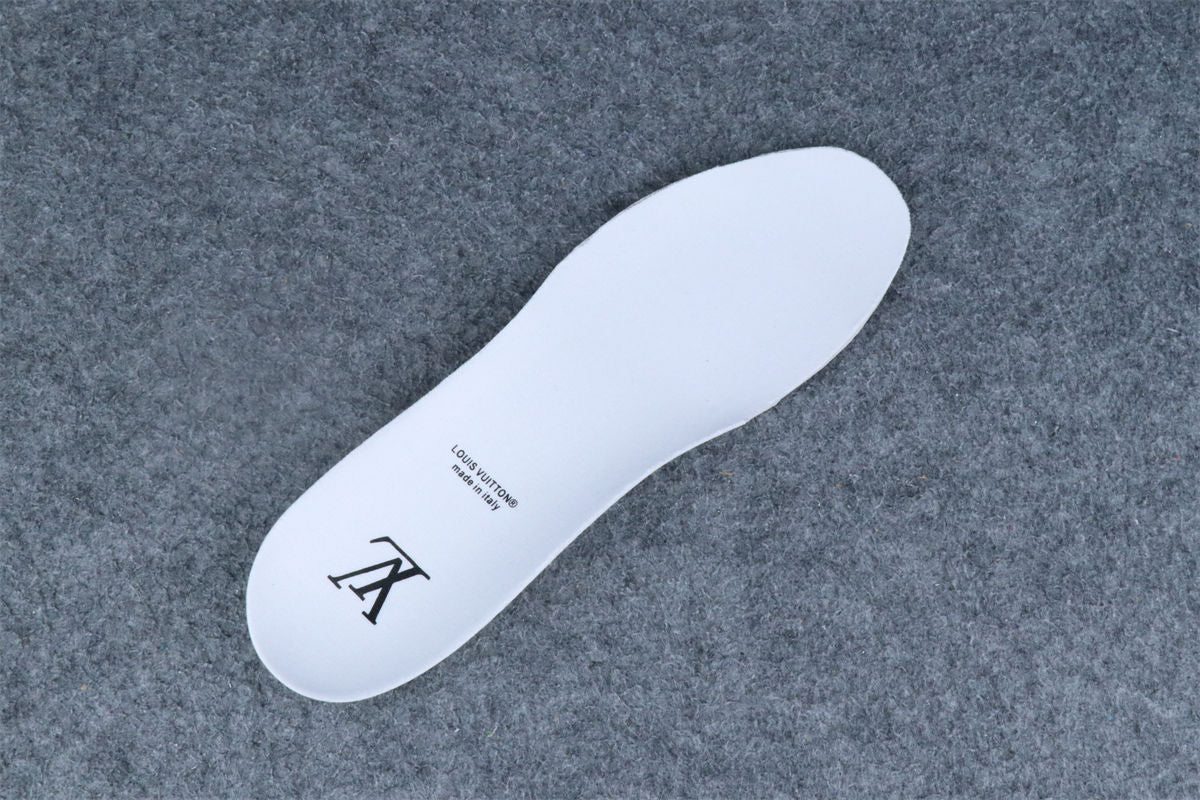 LVT Trainer 'White Blue Crystals'