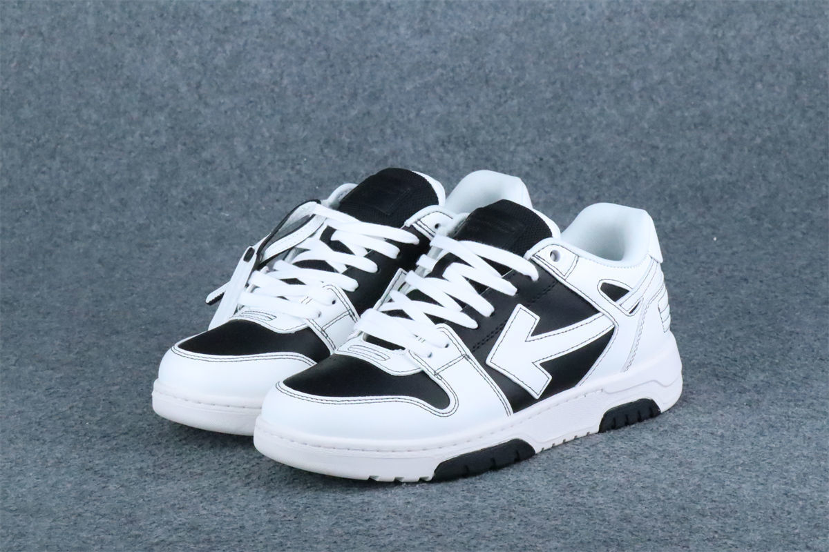 Off-White Out of Office 'White Black'