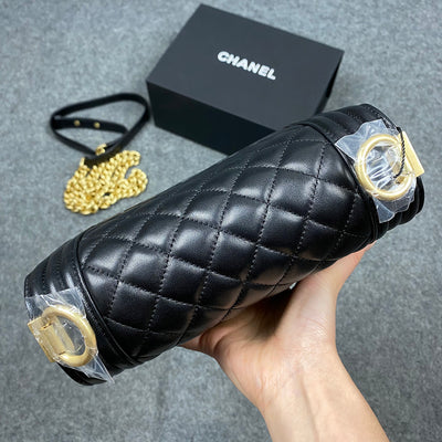 CC Boy Flap
Diamond Quilted Small Bag Black