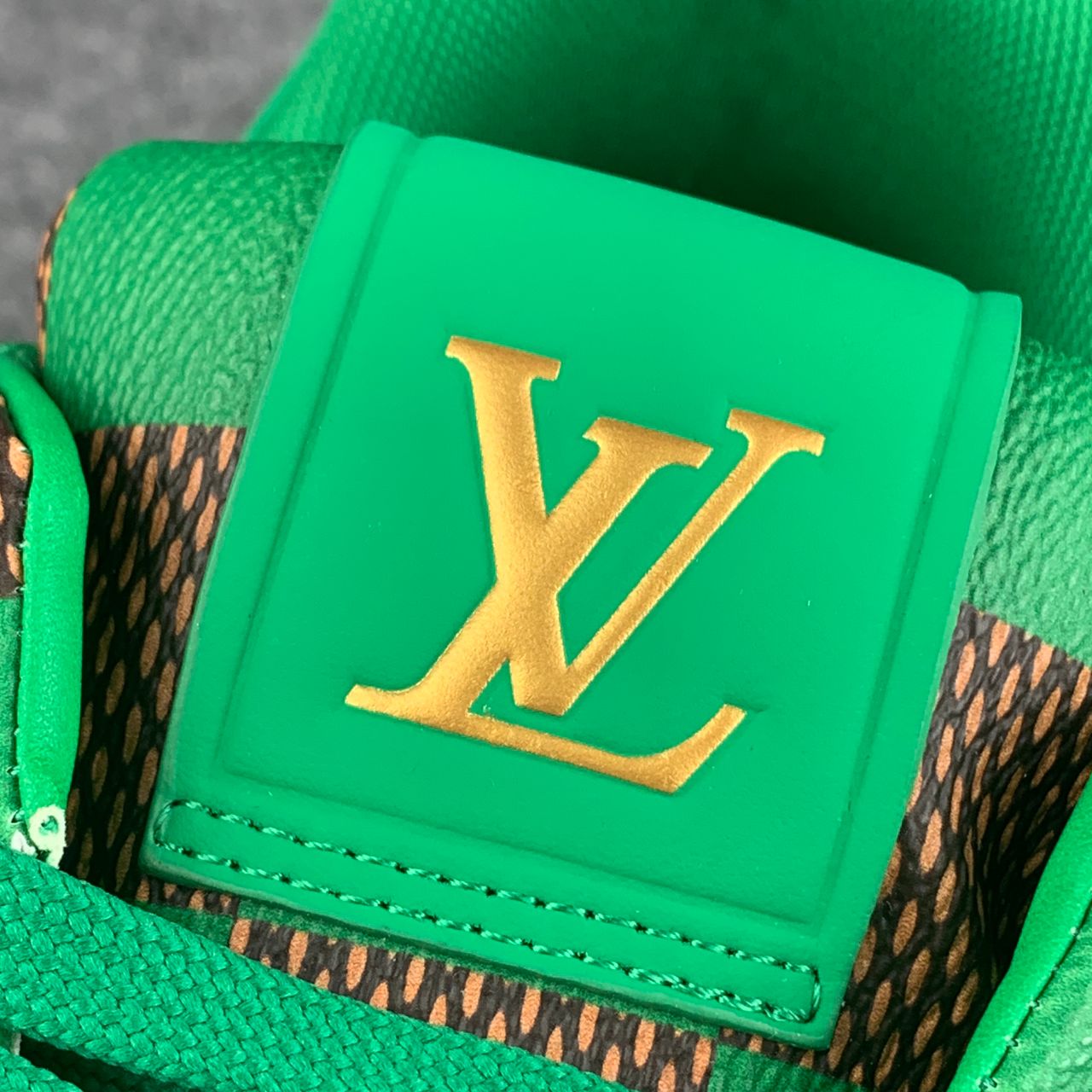 LV Trainer Damier 'Pop Green'