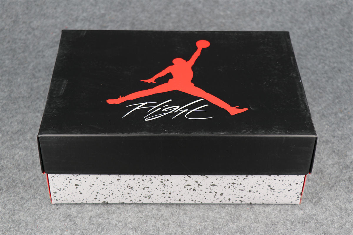 Air Jordan 4 Retro 'UNC Football' PE