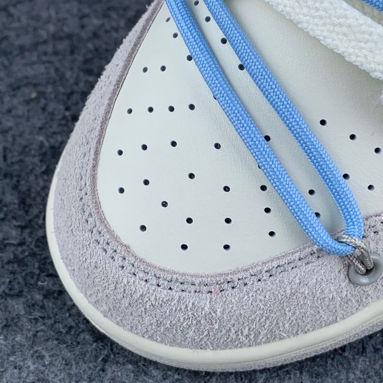 Off-White x Dunk Low 'Lot 38 of 50'