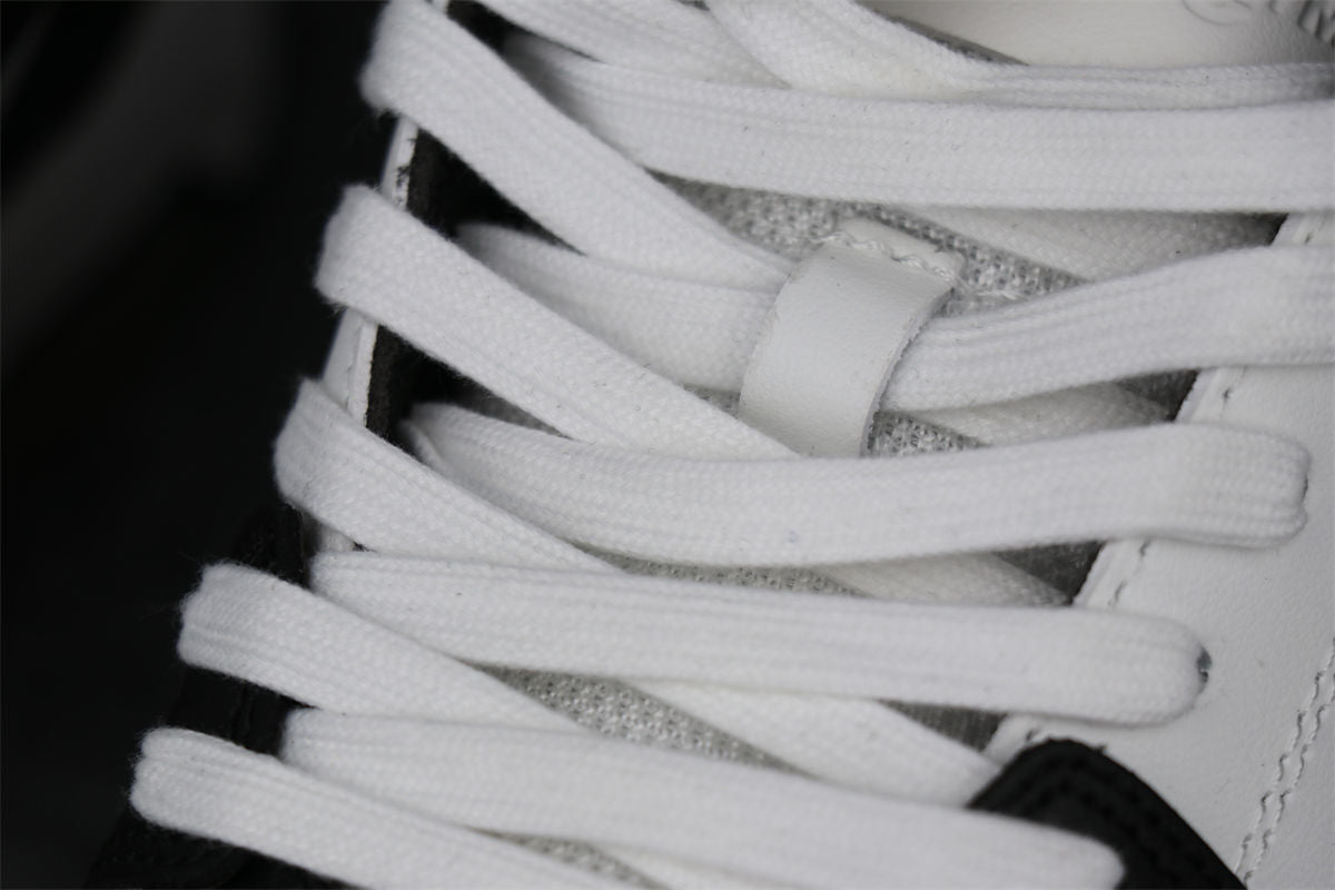 Off-White Out of Office 'White Black White'