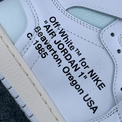 Off-White x Air Jordan 1 Retro High OG 'Blanc' 2018