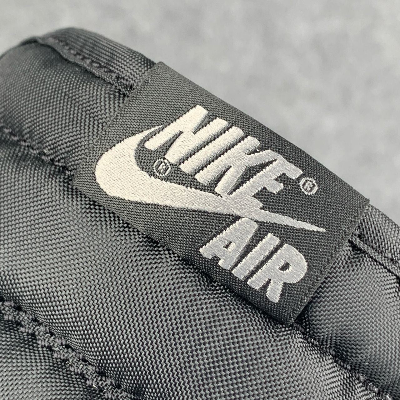 Air Jordan 1 Retro High OG 'Shadow' 2018