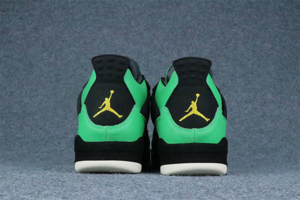 Air Jordan 4 Retro 'Manila' Sample