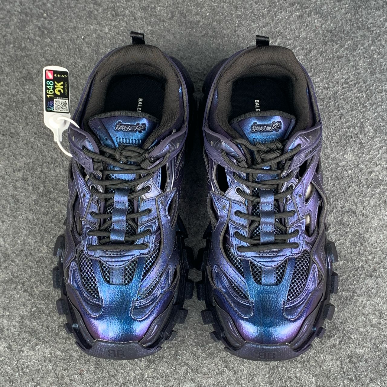 Balenciaga Track 2 Trainer Iridescent Purple Prsnlplg balenciaga-track-2-trainer-iridescent-purple-prsnlplg