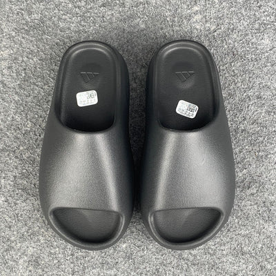 Yeezy Slides 'Onyx'