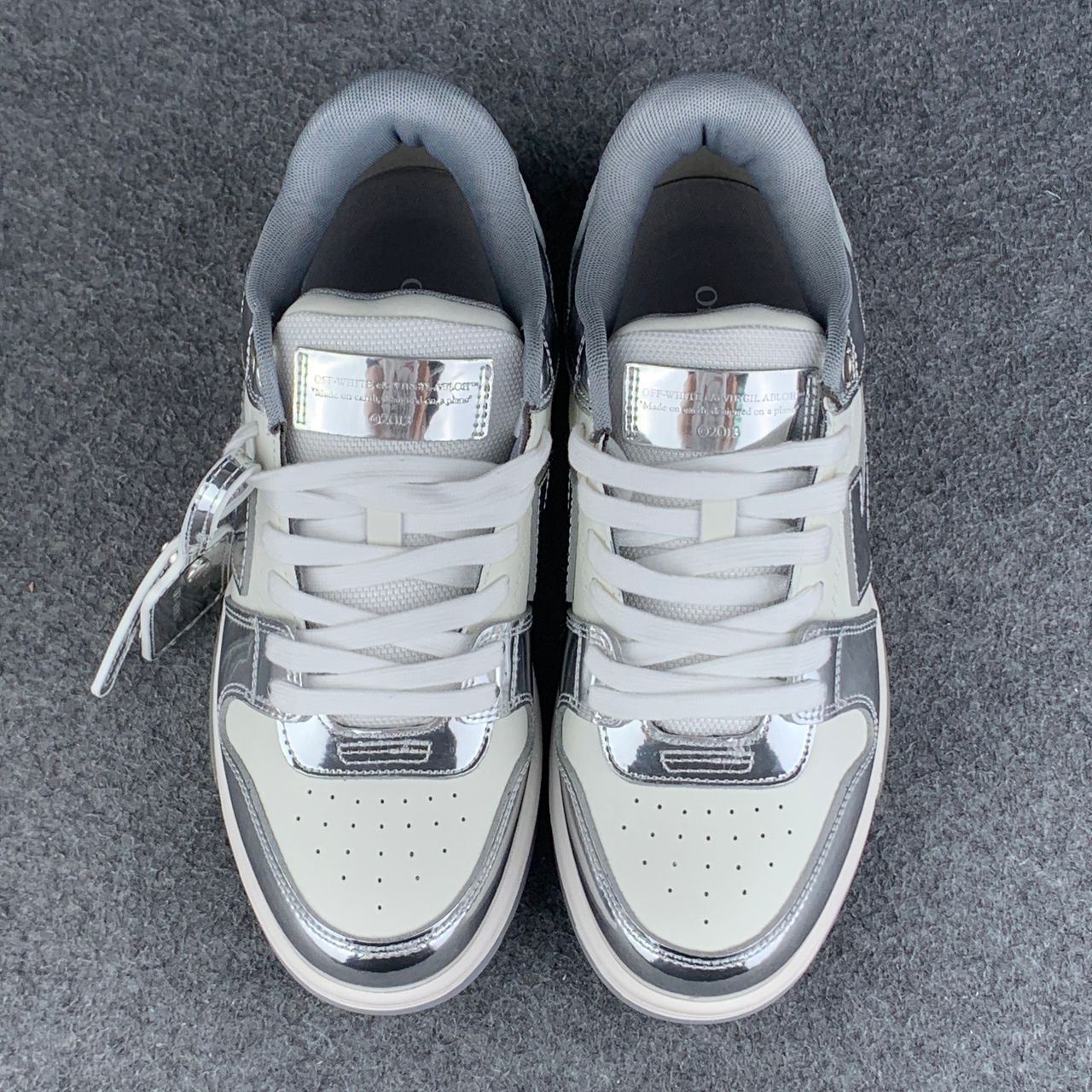 Off-White Out of Office 'Mirror Silver'