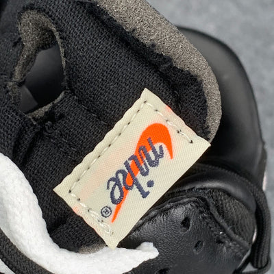 Gebroken wit x Dunk Low 'Lot 50 van 50' 