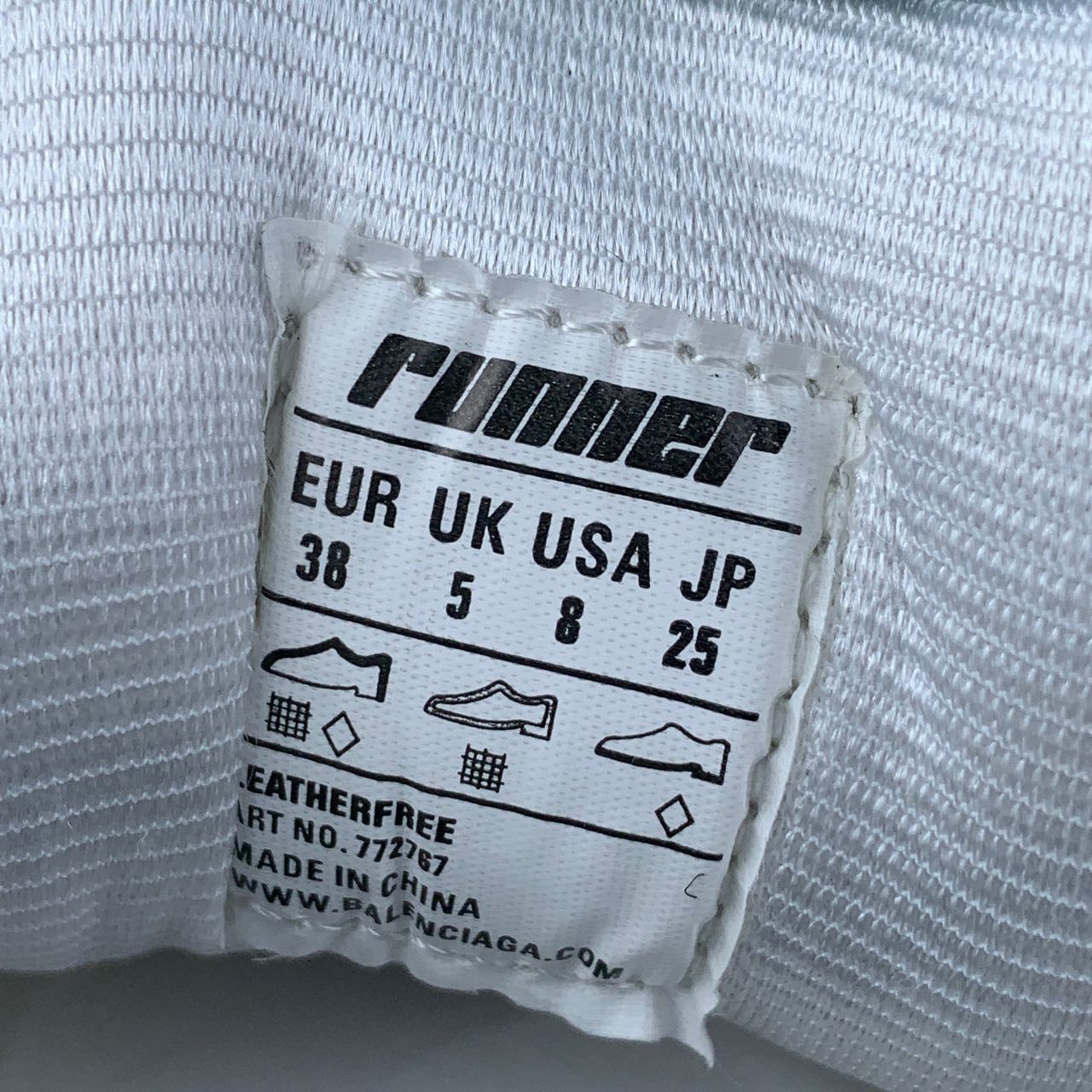 Balenciaga Wmns Runner Sneaker 'Worn-Out - White Purple Blue'