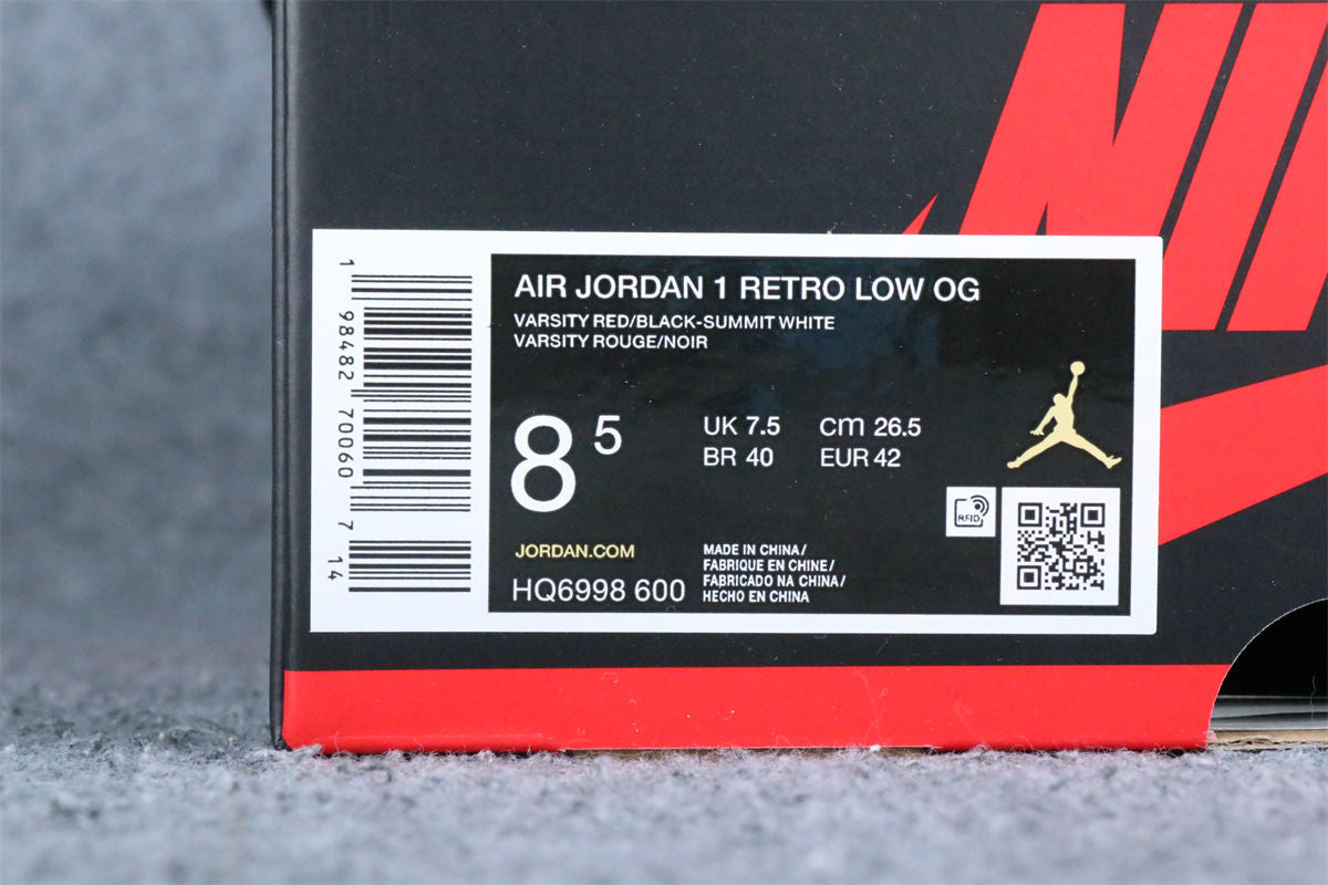 Air Jordan 1 Retro Low OG 'Chicago' 2025