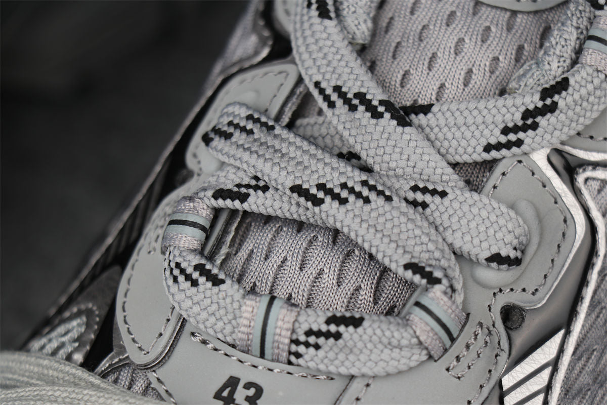 Balenciaga Wmns 3XL Sneaker 'Worn-Out - Grey'