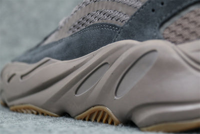 Yeezy Boost 700 V2 'Mauve'