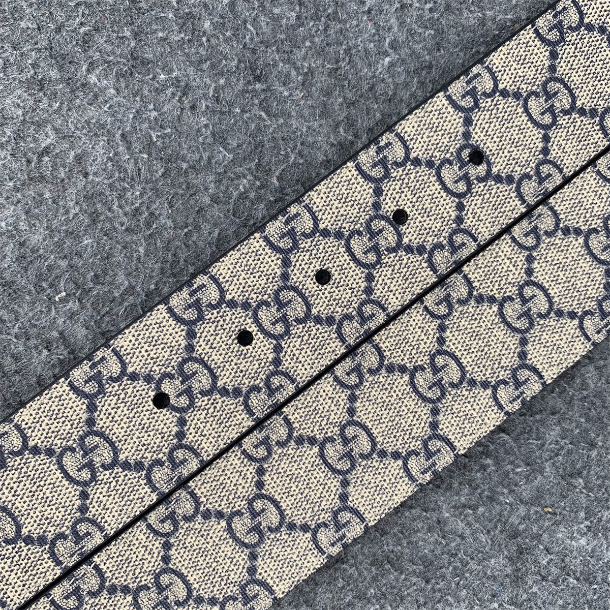 GG Supreme Interlocking G Buckle Belt Beige & Blue