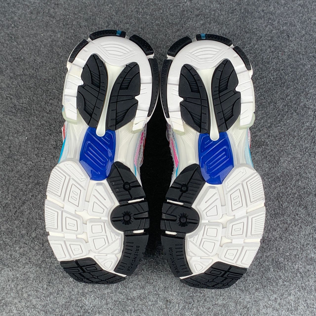 Balenciaga Runner Sneaker 'Worn-Out - White Multi-Color'