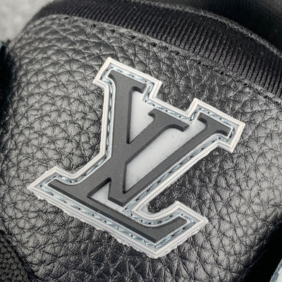 LV Trainer Damier 'Black'