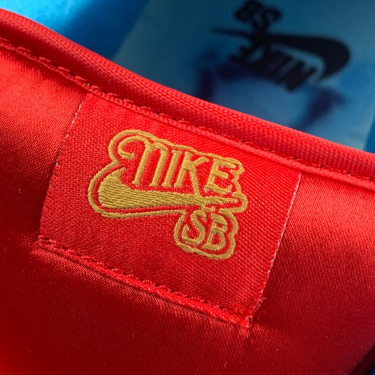 The Wizard of Oz x Dunk Low SB 'Ruby Red Slipper' Friends & Family