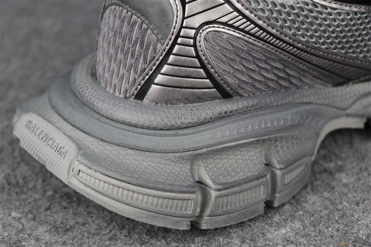 Balenciaga Wmns 3XL Sneaker 'Worn-Out - Grey'