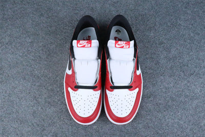 Air Jordan 1 Retro Low OG 'Chicago' 2025