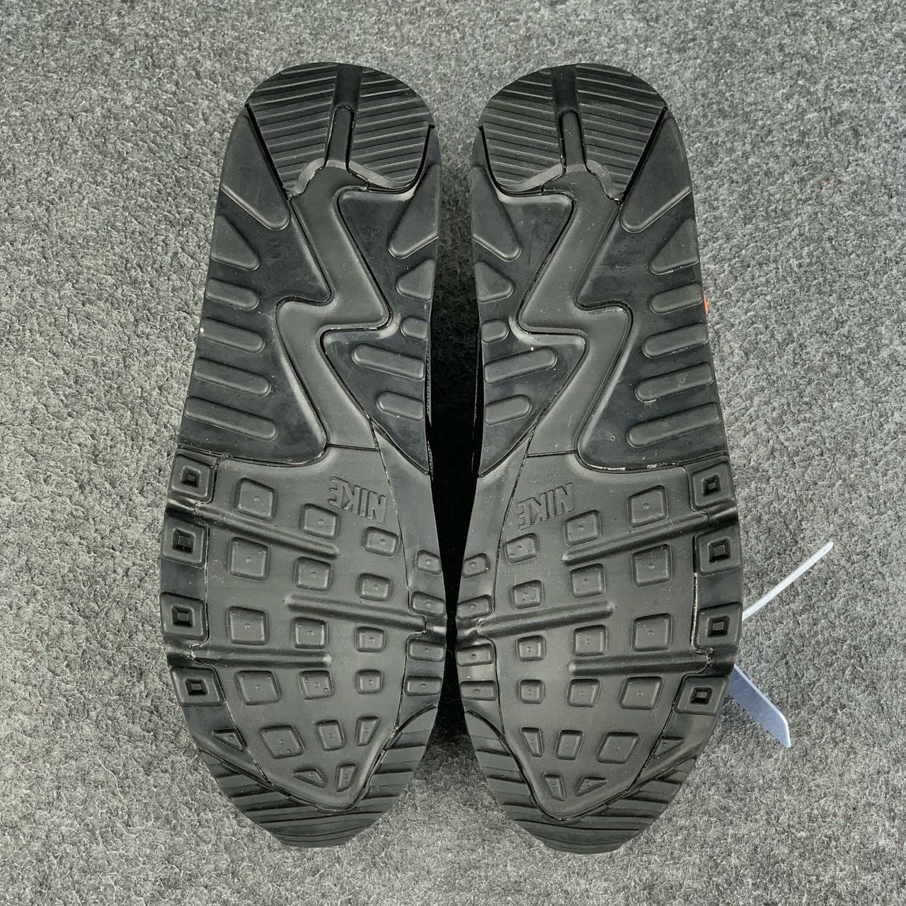 Off-White x Air Max 90 'Black'