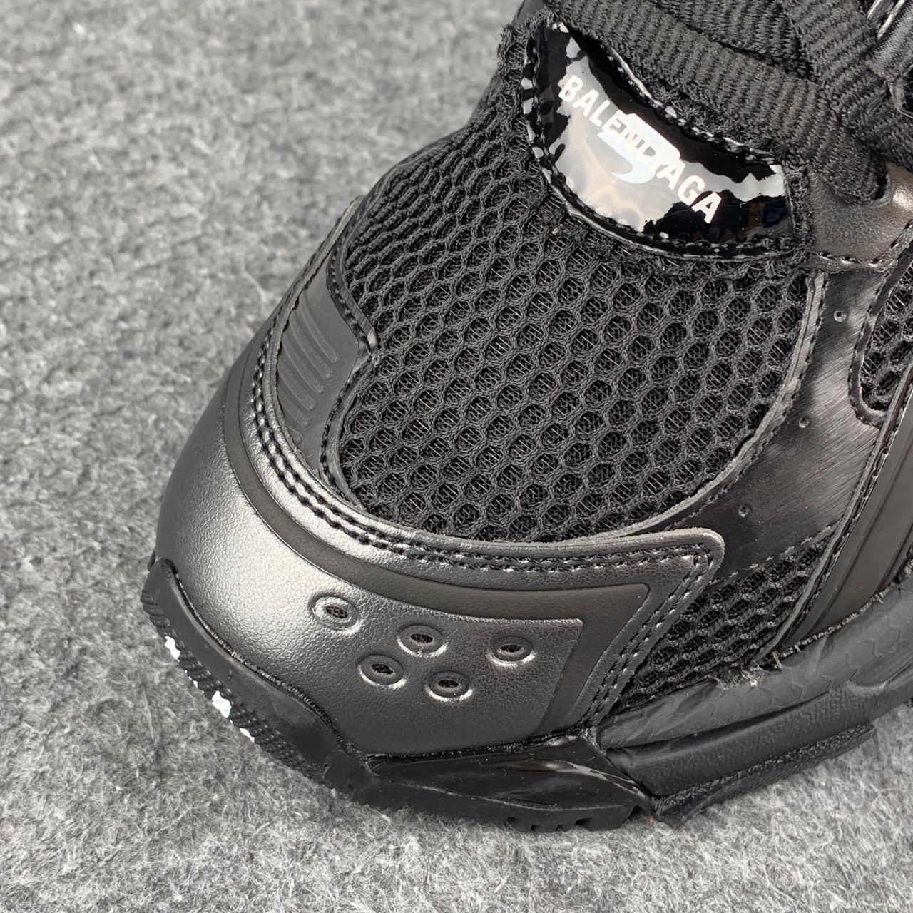 Balenciaga Wmns Runner Sneaker 'Black'