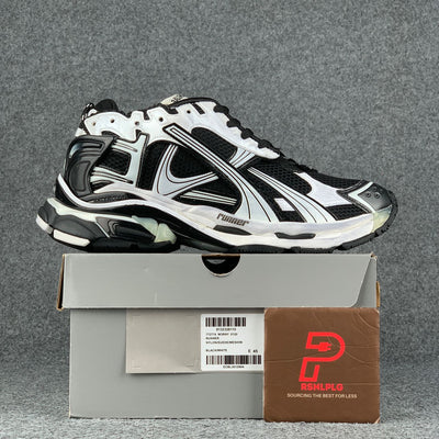 Balenciaga Runner Sneaker 'White Black White' (B-Grade Version)