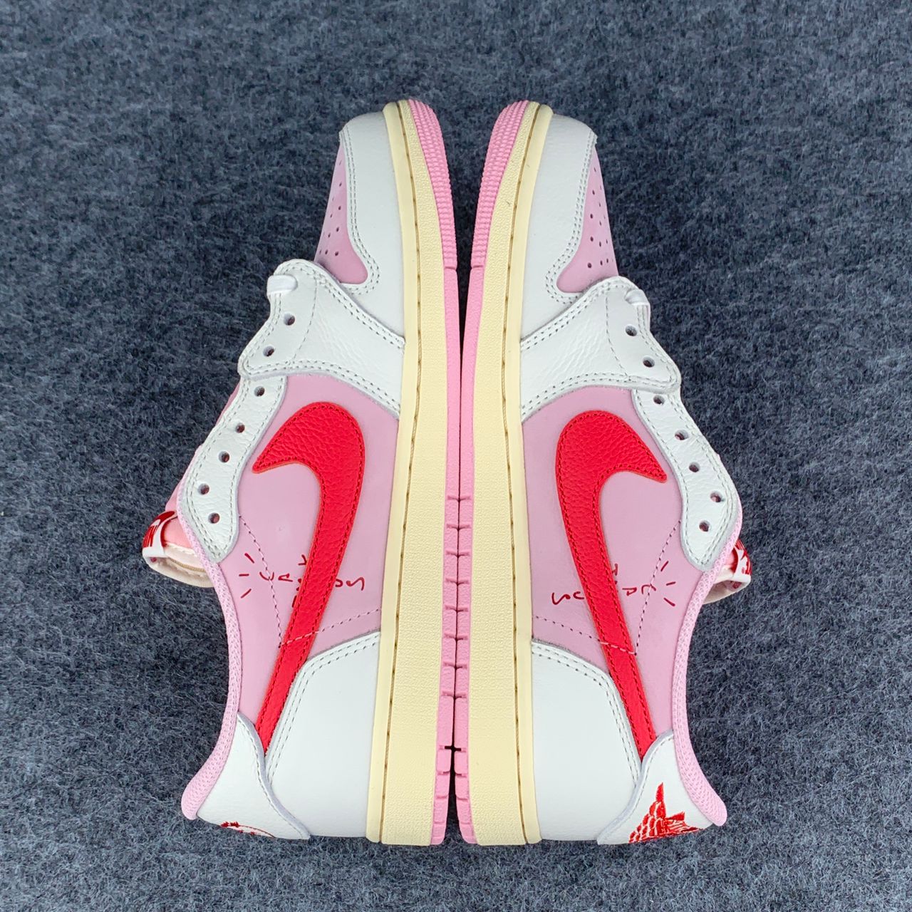 (Custom) Travis Scott x Air Jordan 1 'Shy Pink/Red'