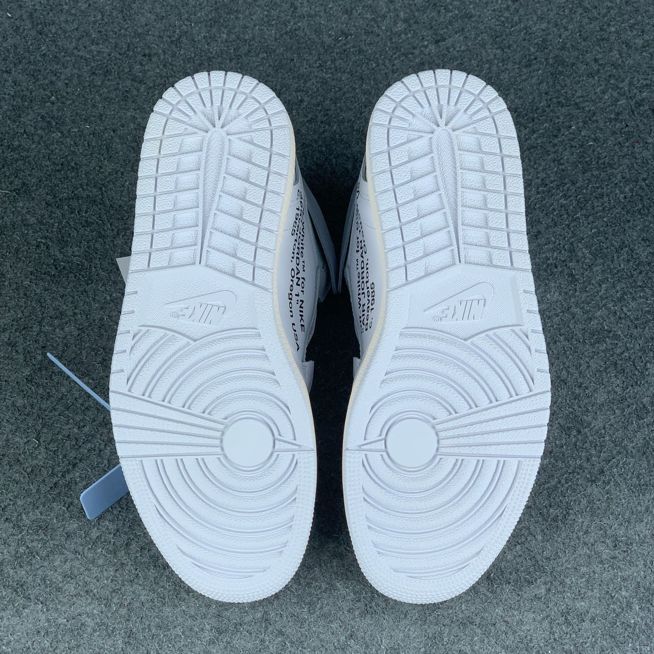 Off-White x Air Jordan 1 Retro High OG 'Blanc' 2018