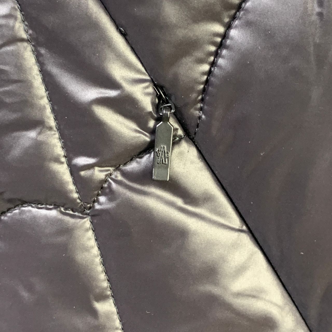 Moncler SPIDERMAN VIOLIER DOWN JACKET