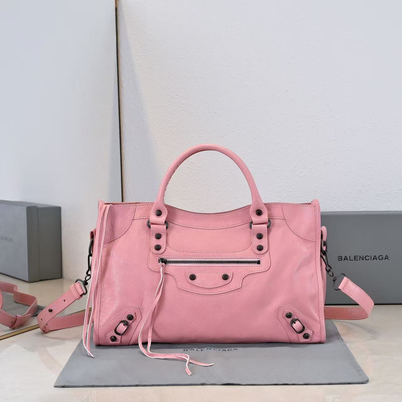 Balenciaga Le City Bag ‘Vintage Pink’