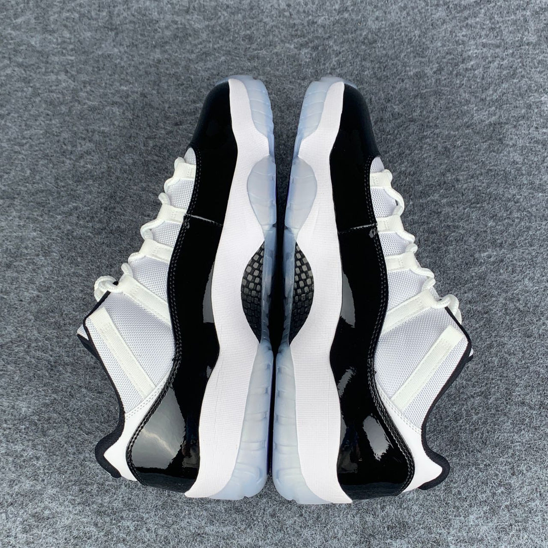 Air Jordan 11 Retro Low 'Concord' – Prsnlplg