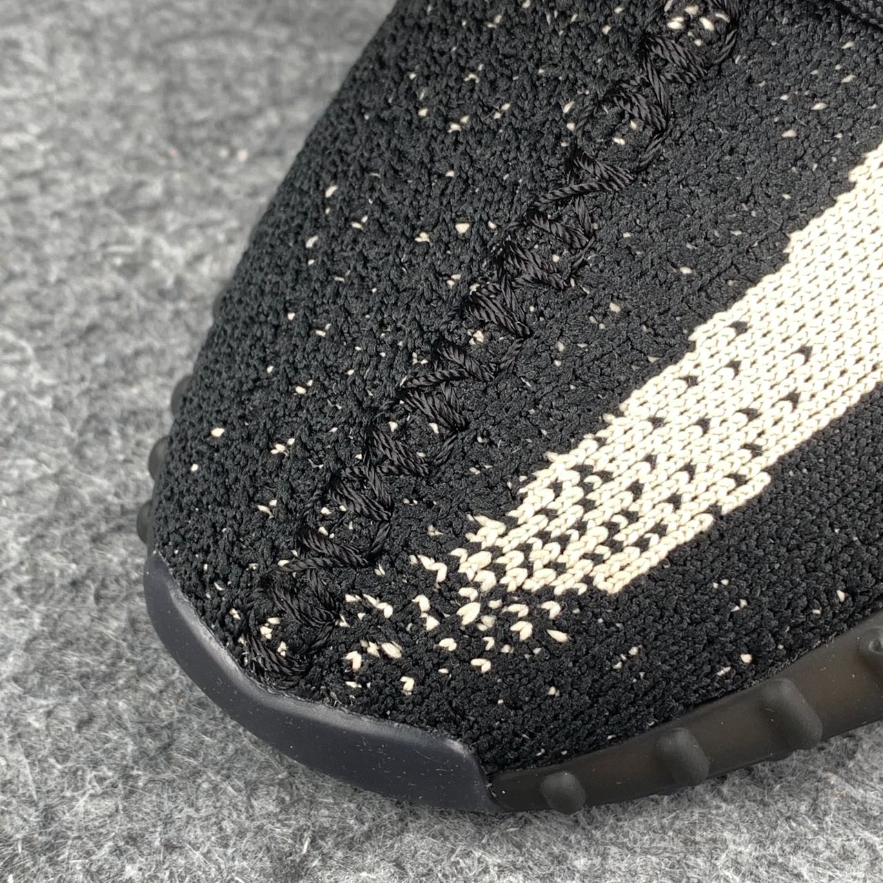 Yeezy Boost 350 V2 'Oreo'