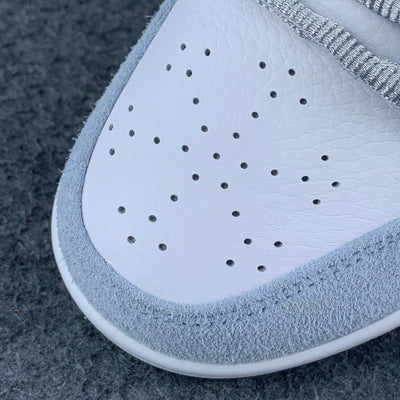 Sean Cliver x Dunk Low SB 'Spécial Vacances'