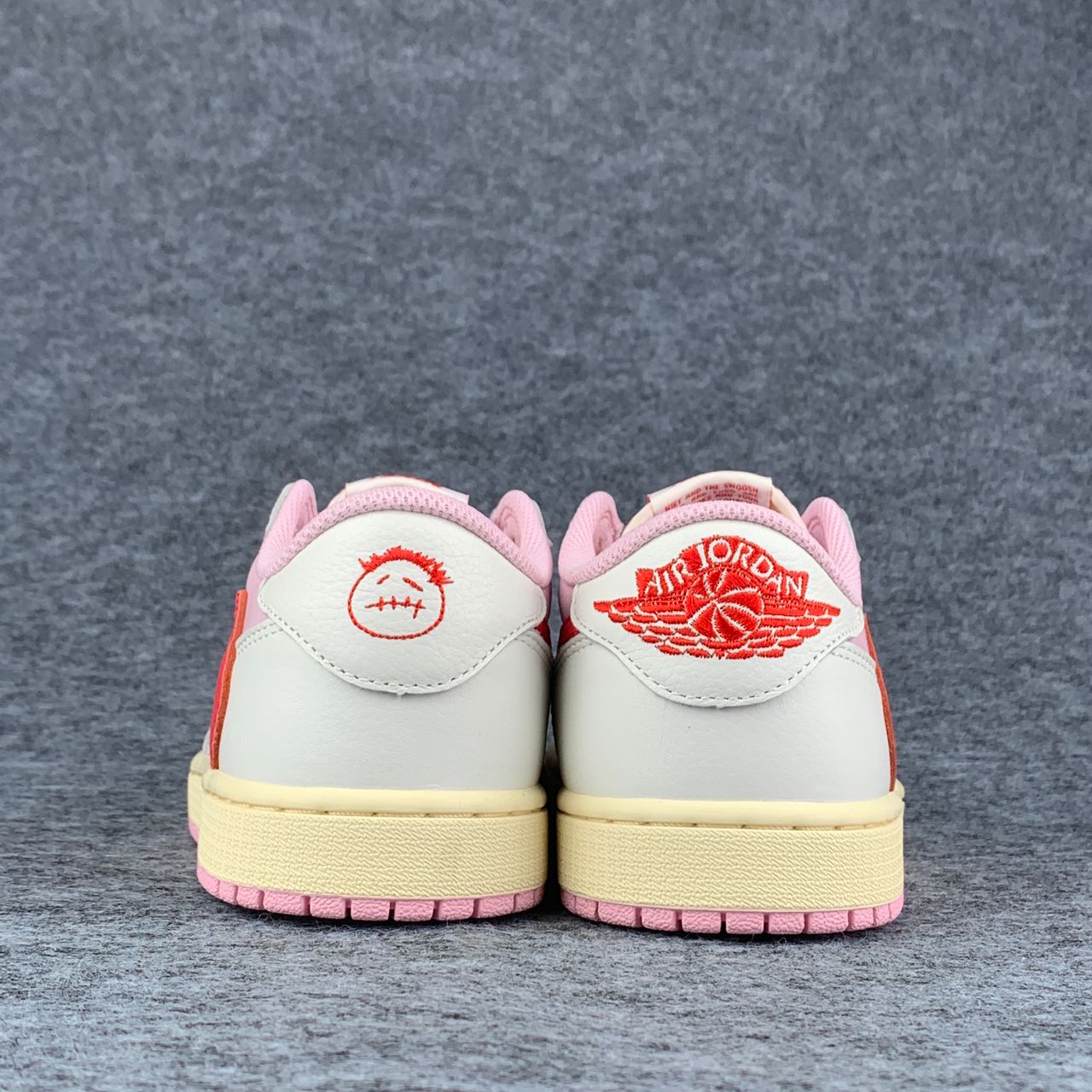 (Custom) Travis Scott x Air Jordan 1 'Shy Pink/Red'