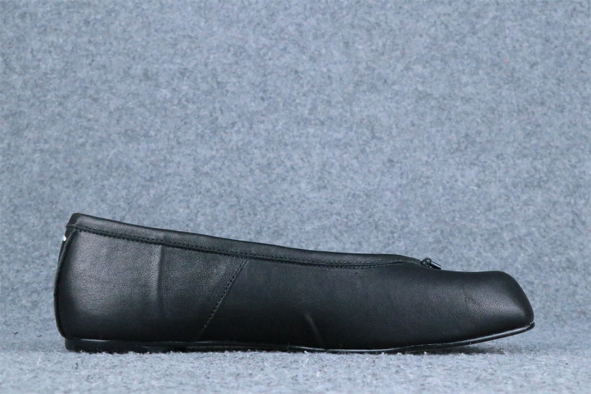 Maison Margiela Wmns Tabi Ballerinas Black