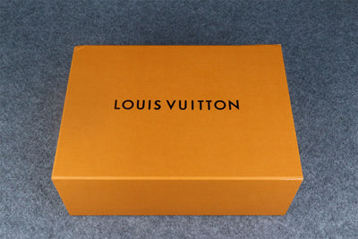 LVT Trainer 'White Blue Crystals'