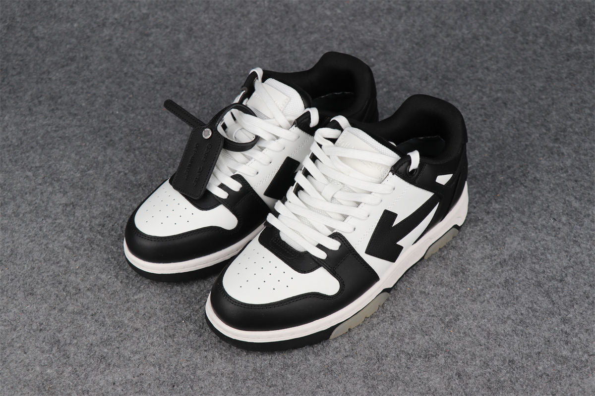 Off-White Out of Office 'White Black White'