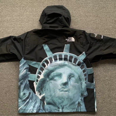 Supreme x The North Face Statue Of Liberty Mountain Jacket