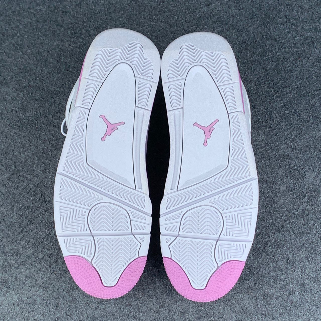 Air Jordan 4 rétro personnalisé « Oreo rose »