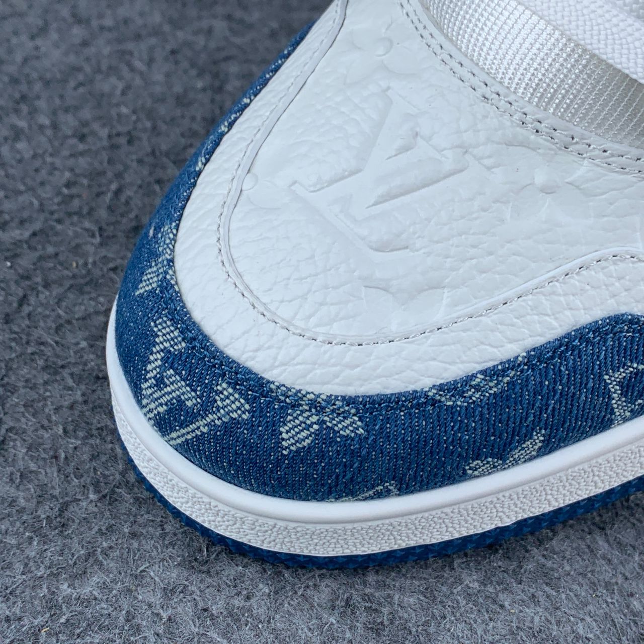 Baskets LVT Monogram Denim « Blanc Bleu »