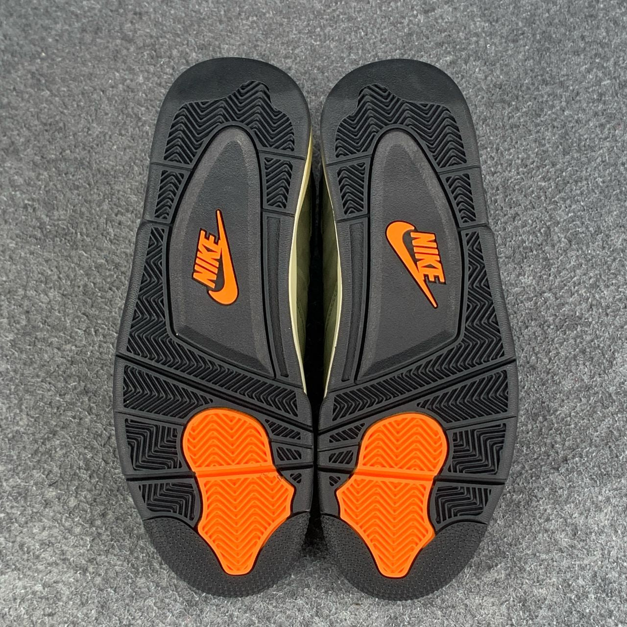 Undefeated x Air Jordan 4 Retro 2025