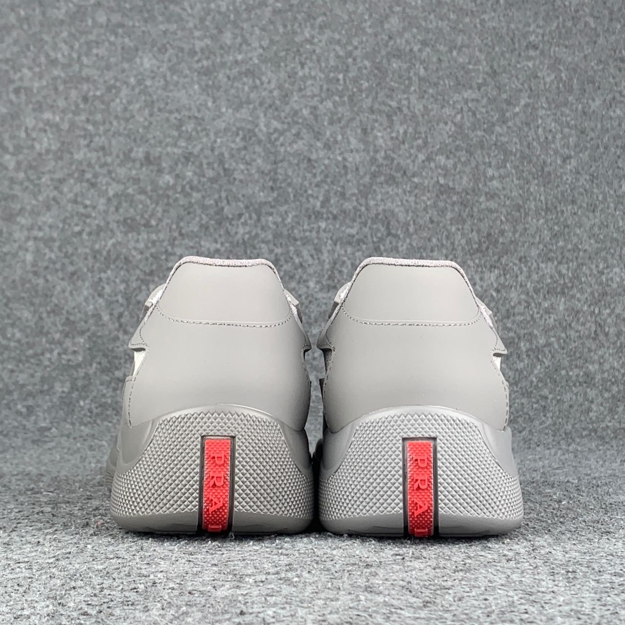 Prd America's Cup 'Soft Rubber - Steel Grey'