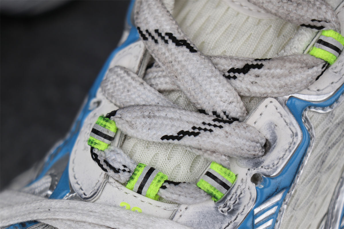 Balenciaga Wmns 3XL Sneaker 'Worn-Out - White Blue Red'