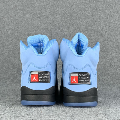 Air Jordan 5 Retro SE 'UNC'