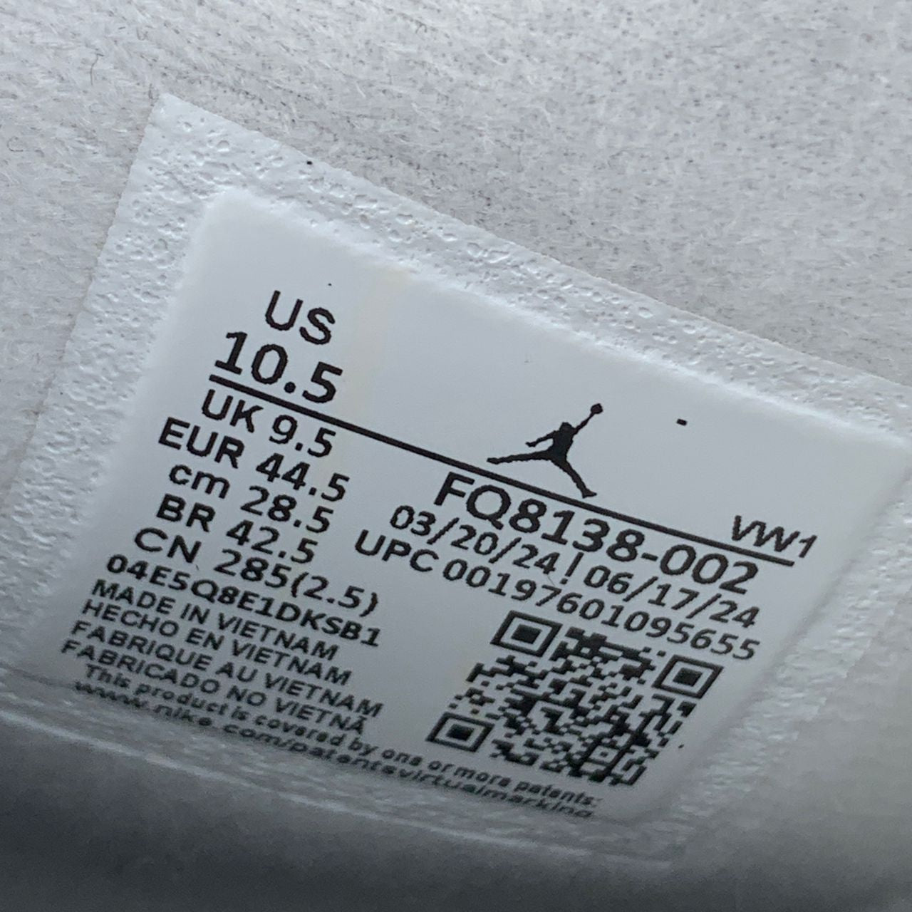 Air Jordan 4 Retro 'Peur'