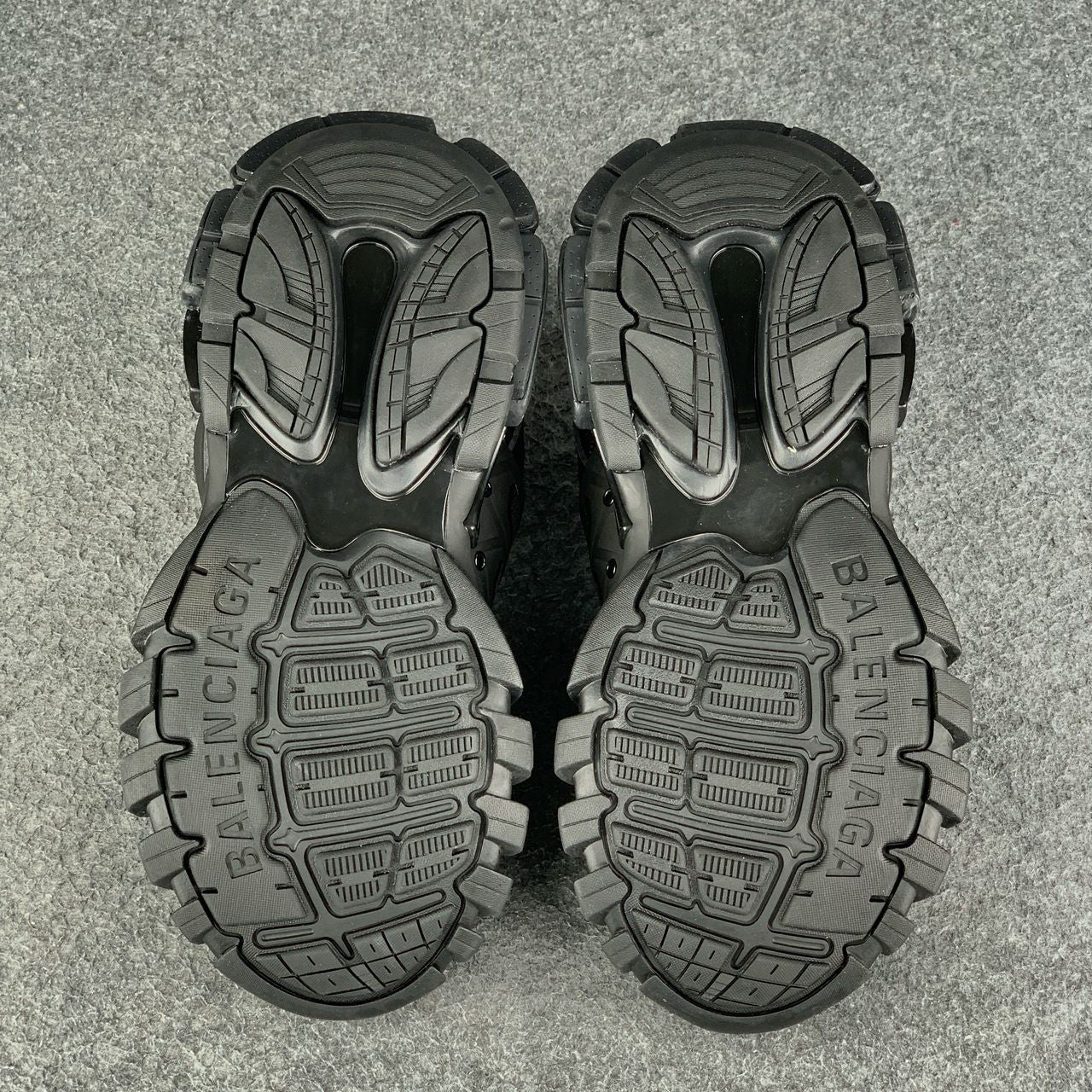 Track LED Trainer 'Black